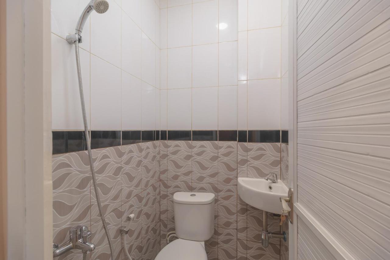 מלון Reddoorz @ Taman Royal טנגרנג מראה חיצוני תמונה
